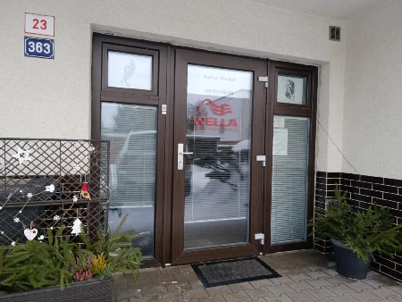 Rezervace na konkrétní čas a parkování před domem