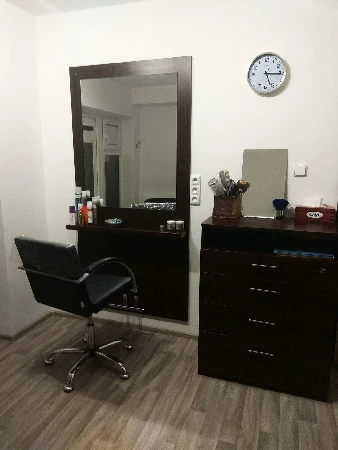 Funguji i jako dětské kadeřnictví